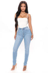 Meet You Slimming High Rise Skinny Jeans - Light Blue Wash Ins Street
