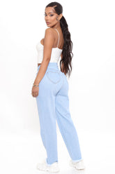 Follow Your Heart Non Stretch Mom Jeans - Light Blue Wash Ins Street