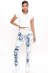 Cloudy Thoughts Tie Dye Mom Jeans - White/combo Ins Street