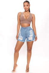Going To Extremes Bermudas - Medium Blue Wash Ins Street