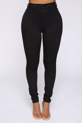 Emma Super Stretch High Rise Skinny Jean - Black Ins Street