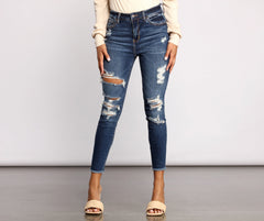 High Rise Destructed Skinny Jeans insstreet