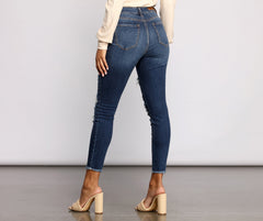 High Rise Destructed Skinny Jeans insstreet
