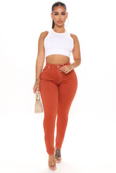 Lilah Stretch Skinny Jeans - Rust Ins Street