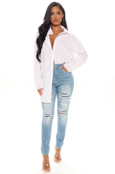 Mia Distressed Stretch Skinny Jeans - Light Blue Wash Ins Street
