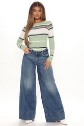The 90's Called Wide Leg Jeans - Medium Blue Wash Ins Street