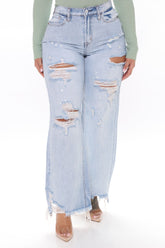 Hangin' Loose Ripped Wide Leg Jeans - Light Blue Wash Ins Street