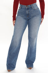 Can't You Relax Straight Leg Jeans - Medium Blue Wash Ins Street