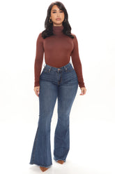 What A Dream Stretch Flare Jeans - Dark Wash Ins Street