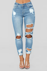 Shannon High Rise Distressed Jeans - Light Blue Wash Ins Street