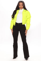 Slimming Flare Jeans - Black Ins Street