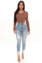 The Comeback High Rise Skinny Jeans - Light Blue Wash Ins Street