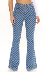 The Queens Stretch Flare Jeans - Medium Blue Wash Ins Street