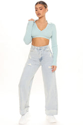 All That Matters Straight Leg Jeans - Light Blue Wash Ins Street