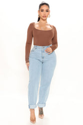 Stop Worrying Easy Waist Mom Jeans - Light Blue Wash Ins Street