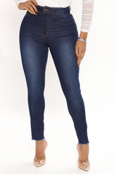 Catching Feelings Skinny Jeans - Dark Wash Ins Street