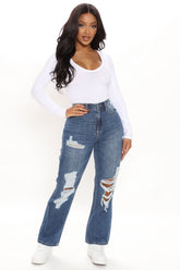 Sunday Brunch 90's Distressed Boyfriend Jeans - Dark Wash Ins Street