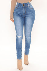 Having A Moment Skinny Jeans - Medium Blue Wash Ins Street