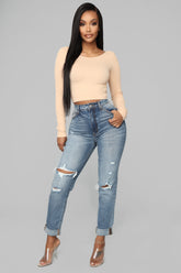 Teisha Distressed Boyfriend Jeans - Medium Blue Wash Ins Street