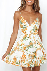 Floral Spaghetti Strap Fluted Hem Dress Ins street