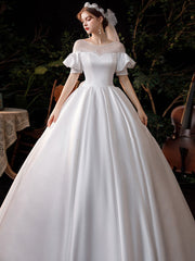 Simple and Super Fairy Dream French Hepburn Wedding Dress 2023-03-14 InsStreet