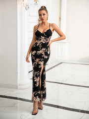 Temperament Hot Girl in Suspender Skirt 2023-03-14 InsStreet