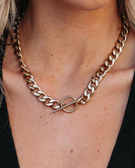 Curb Chain Toggle Necklace - Gold ACCE-001