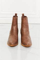 MMShoes Love the Journey Stacked Heel Chelsea Boot in Chestnut Ins Street