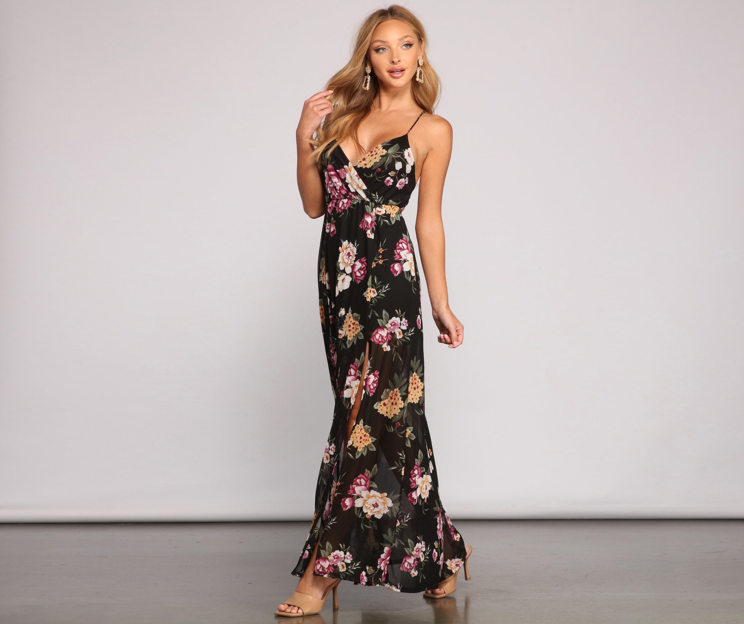 Pop Of Floral Charming Mesh Maxi Dress InsStreet