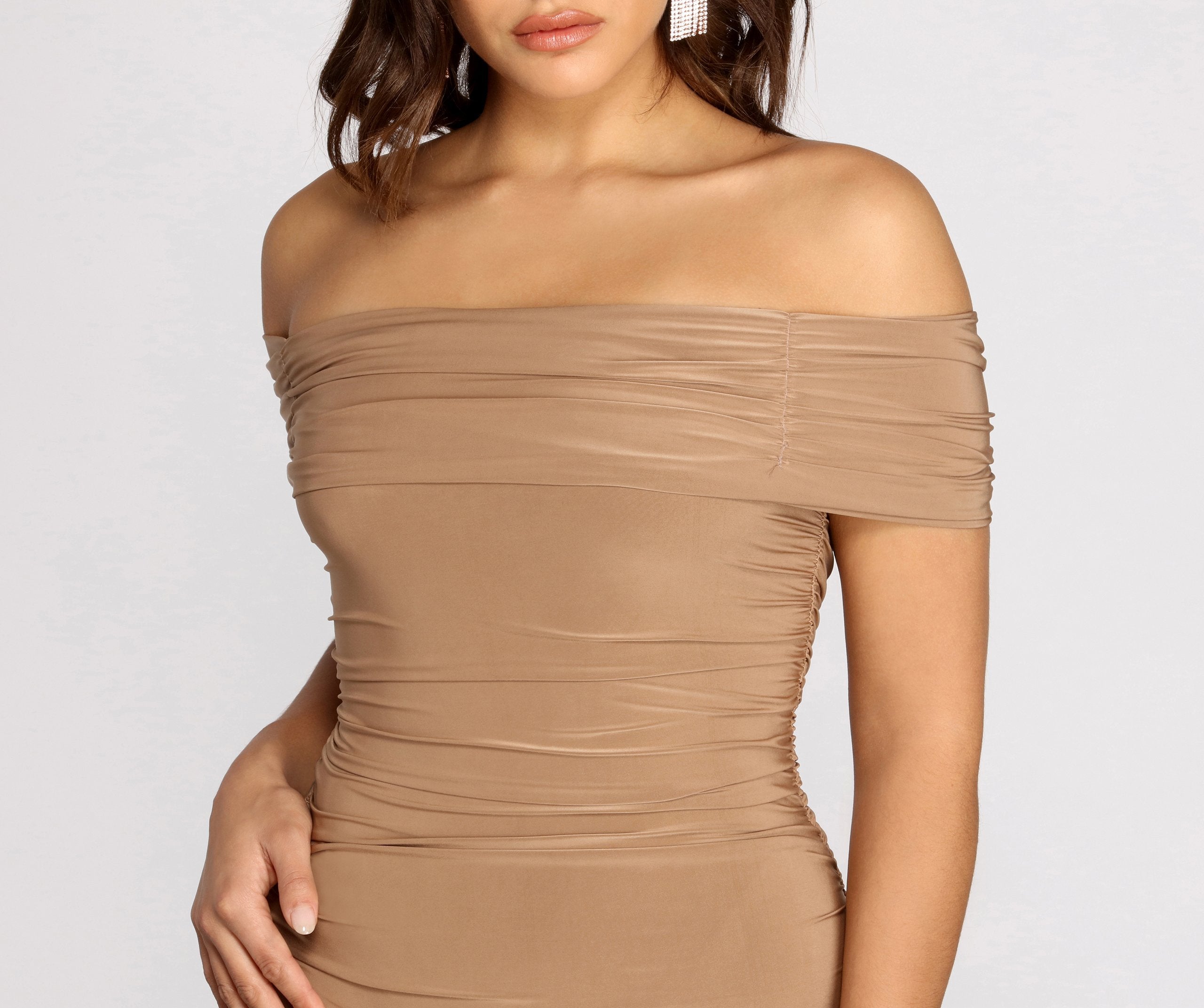 Off Shoulder Stylish Ruched Midi Dress InsStreet