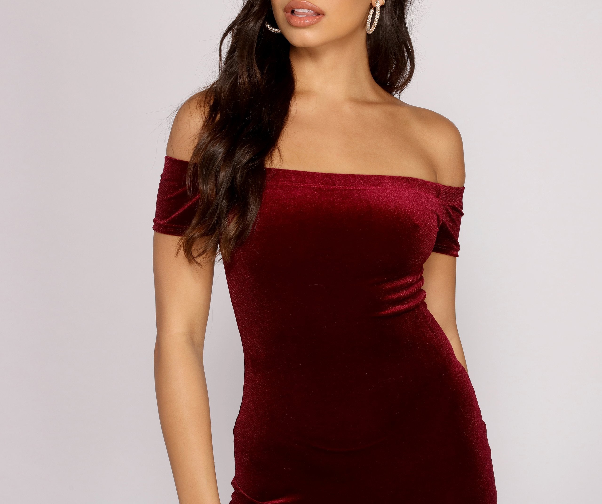 Velvet Luxe Stylish Bodycon Midi Dress InsStreet