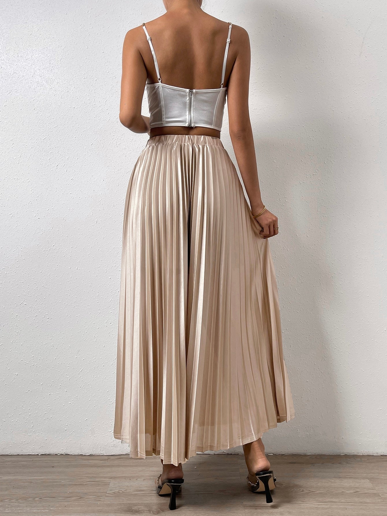 Solid Elastic Waist Pleated Skirt InsStreet