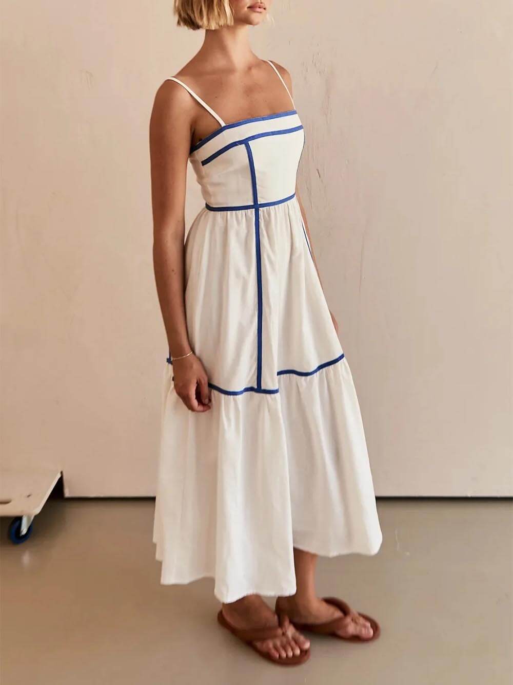 Contrast Color Trim Charming Adjustable Straps Midi Dress InsStreet