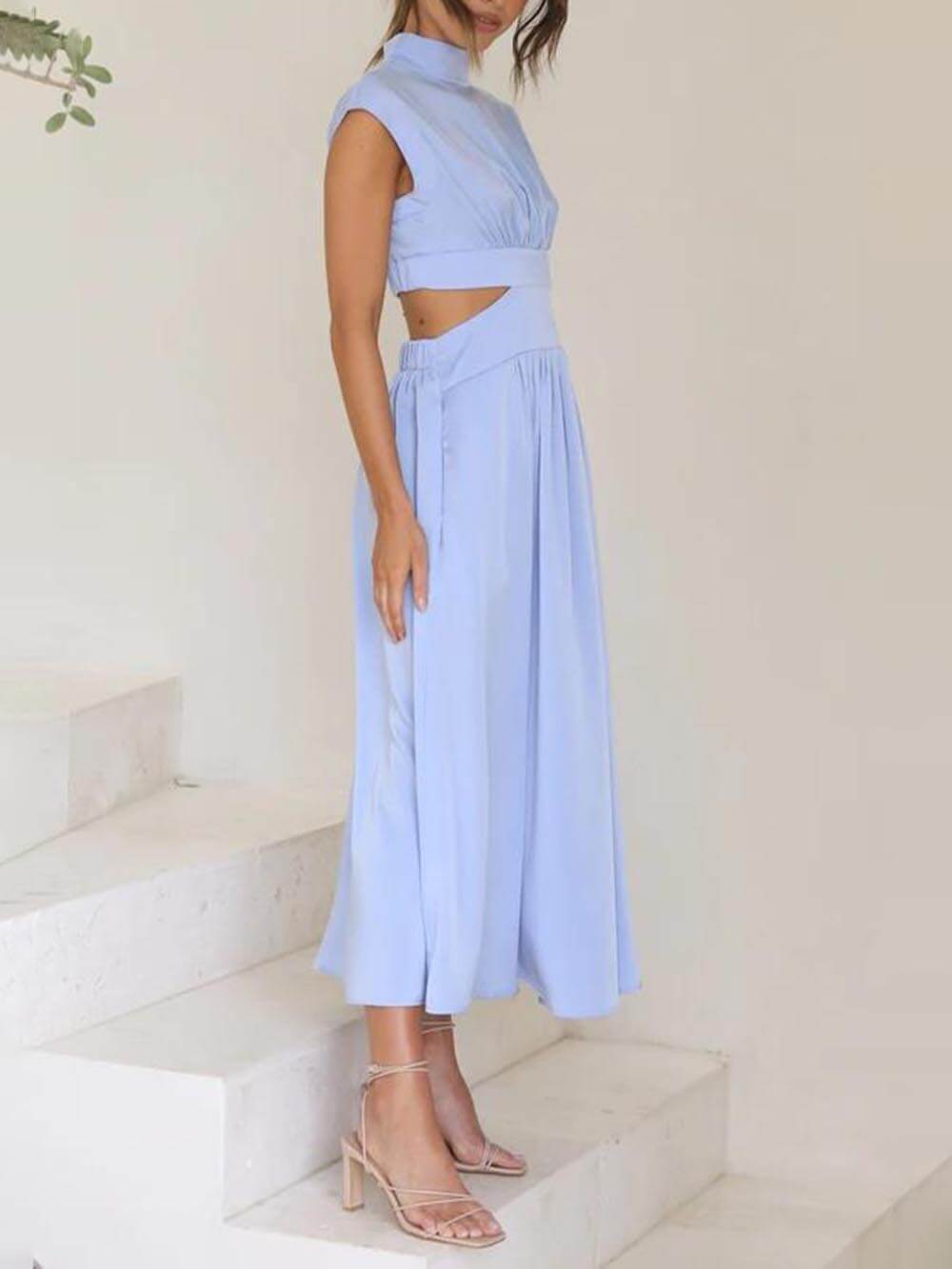 Cutout Waist Pocketed Charming Vacation Midi Dress InsStreet