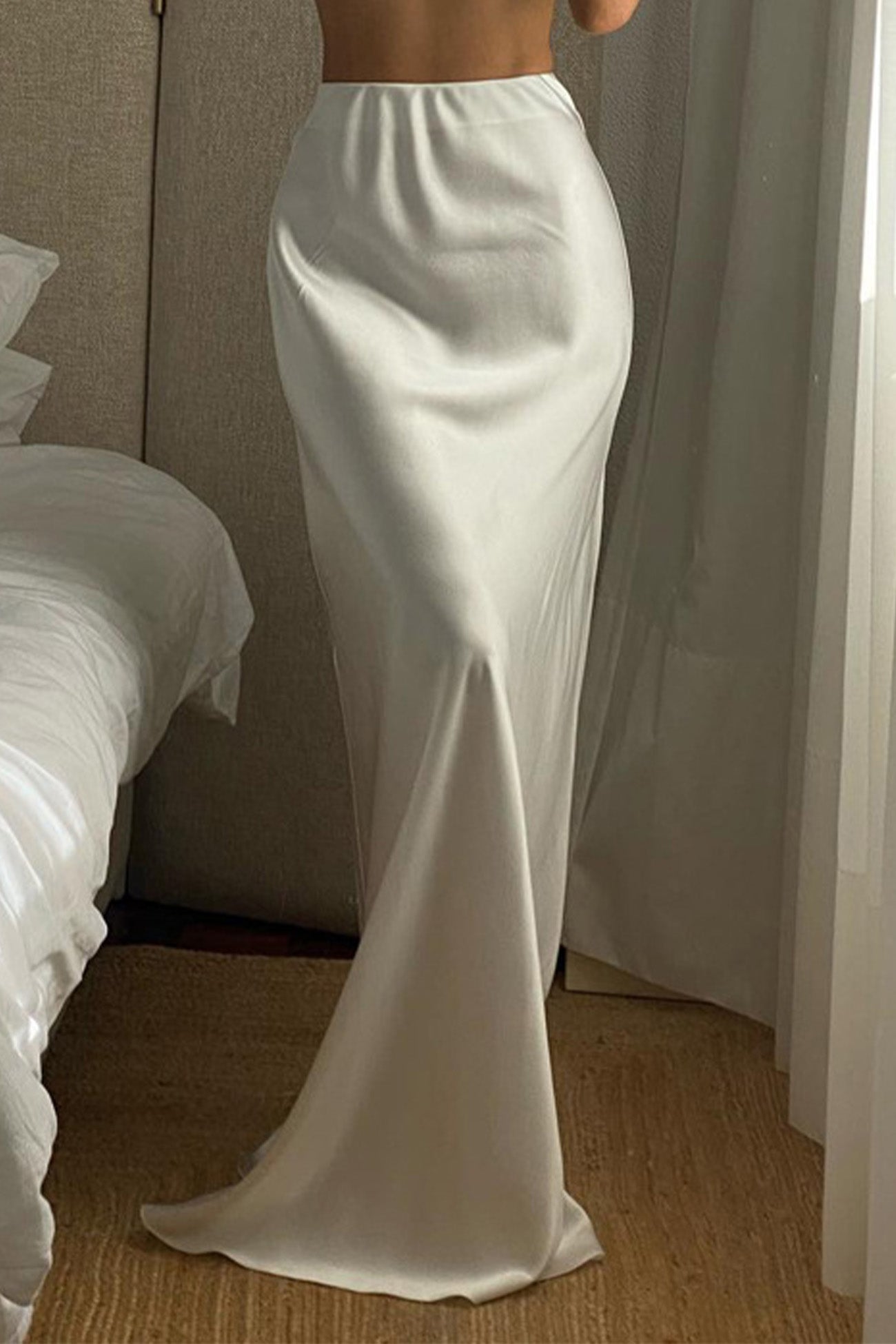 Side Skirt with High Full-Length and White Slit Waist InsStreet