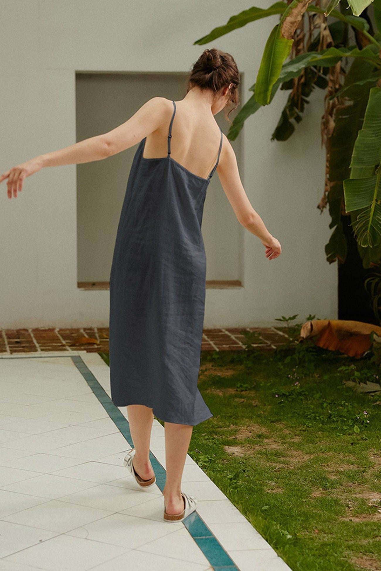 Linen Slip Dress with Daisy Embroidery InsStreet