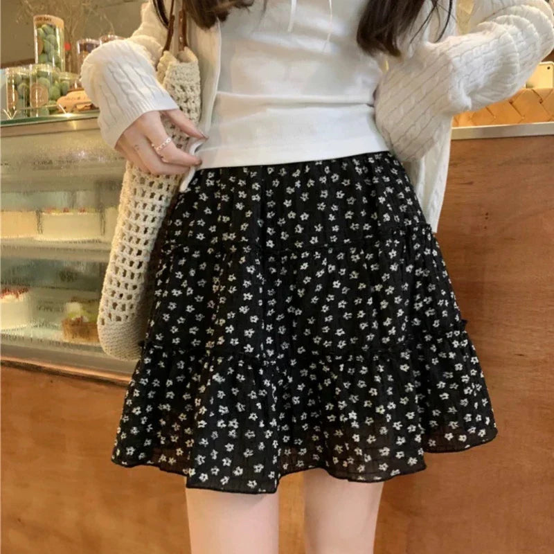 Black Floral Sweet Pleated Kawaii Patchwork Skirt InsStreet