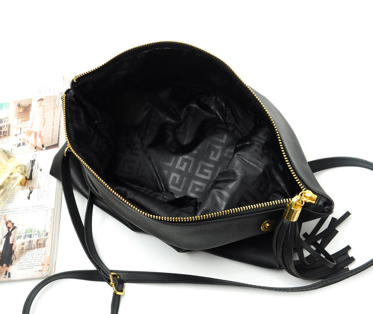 Stella Crossbody Envelope Zip Clutch - Black Ins Street