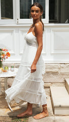 Irresistible appeal white lace dress Ins street