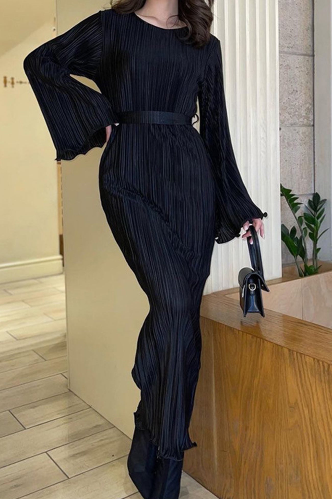 Long Sleeve Pleated Flares Dress with Tie-waist InsStreet