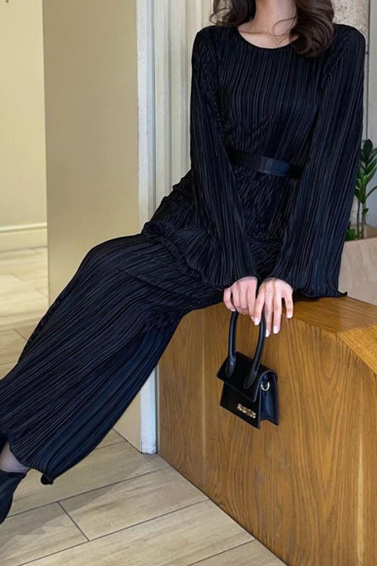 Long Sleeve Pleated Flares Dress with Tie-waist InsStreet