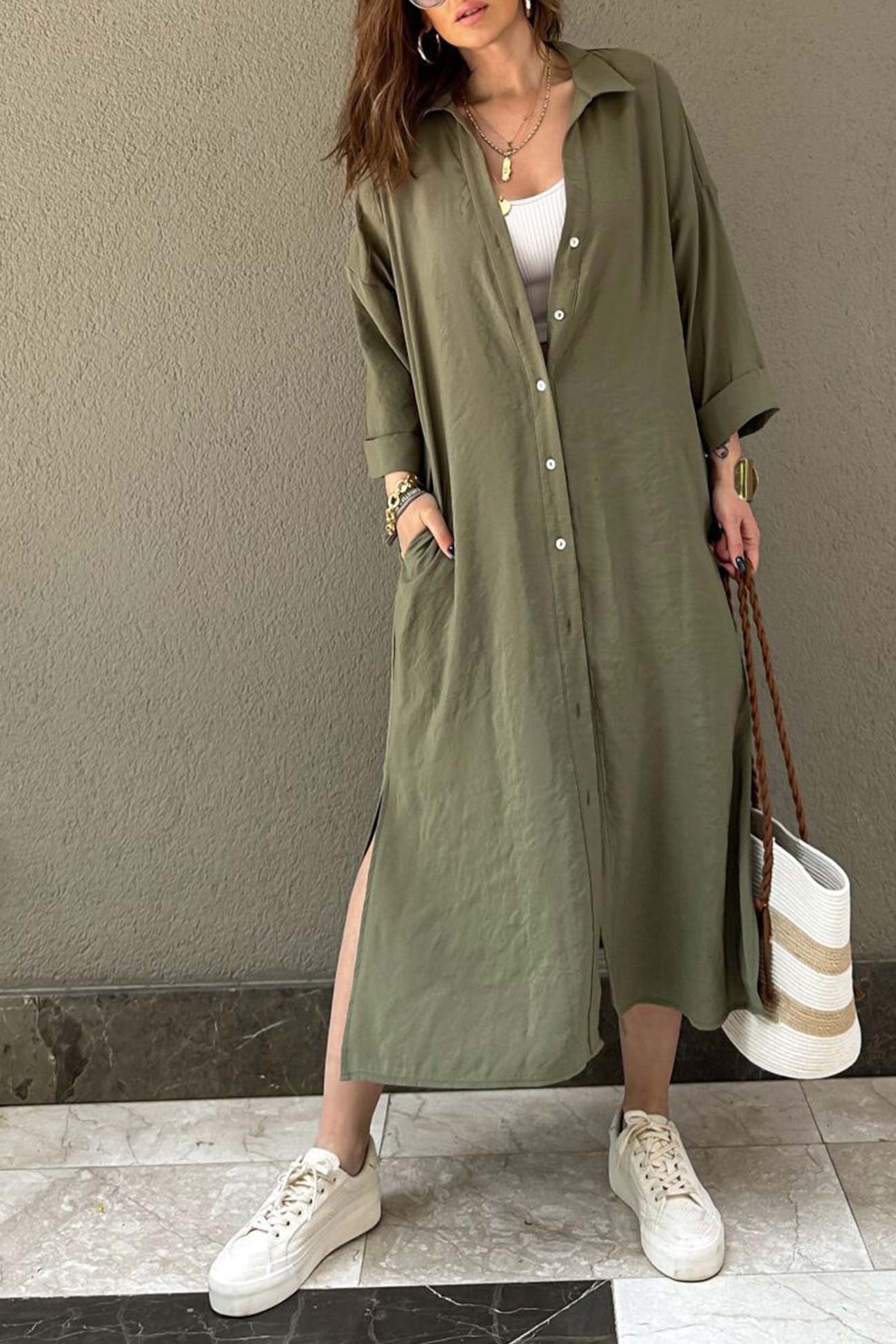 Single-breasted Slit Shirt Dress in Solid Color InsStreet
