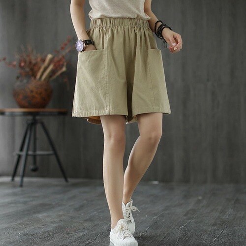 Plus Size Pocket Elastic High Waist Shorts InsStreet