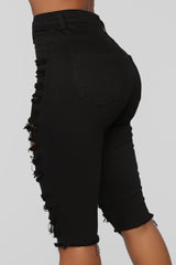 Taking The High Road Bermuda Shorts - Black Ins Street