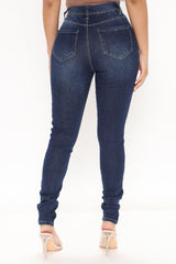 Meet Me Slimming High Rise Skinny Jeans - Dark Wash Ins Street