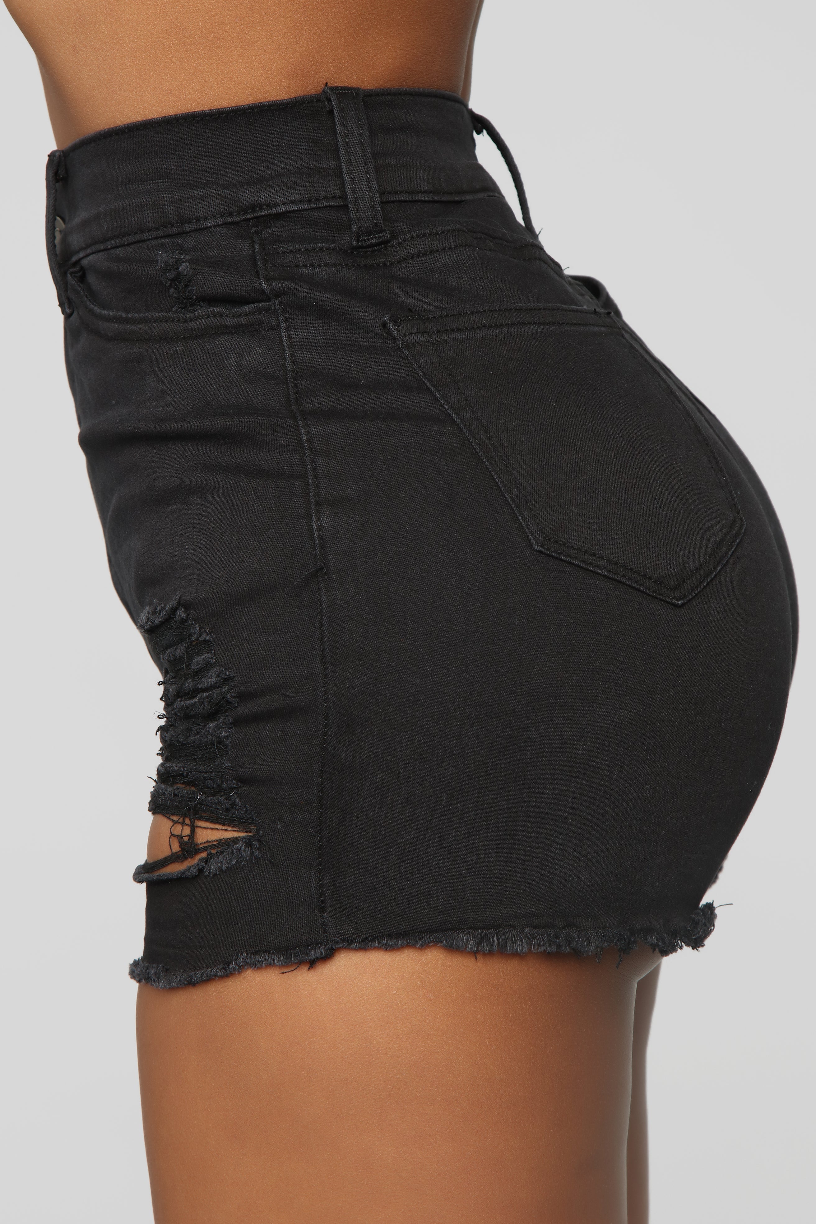 Sorry Mom Shorts - Black Ins Street