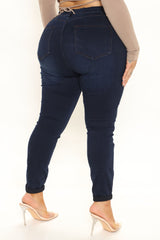 Check Out That Booty Lifting Skinny Jeans - Dark Wash Ins Street