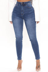 It's A Classic Crop Jeans - Dark Wash Ins Street