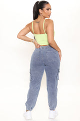 I Don't Wanna Know Cargo Jogger Jeans - Medium Blue Wash Ins Street