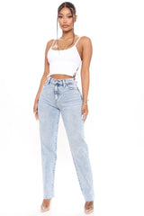 Took Him By Surprise Slim Fit Boyfriend Jeans - Light Blue Wash Ins Street